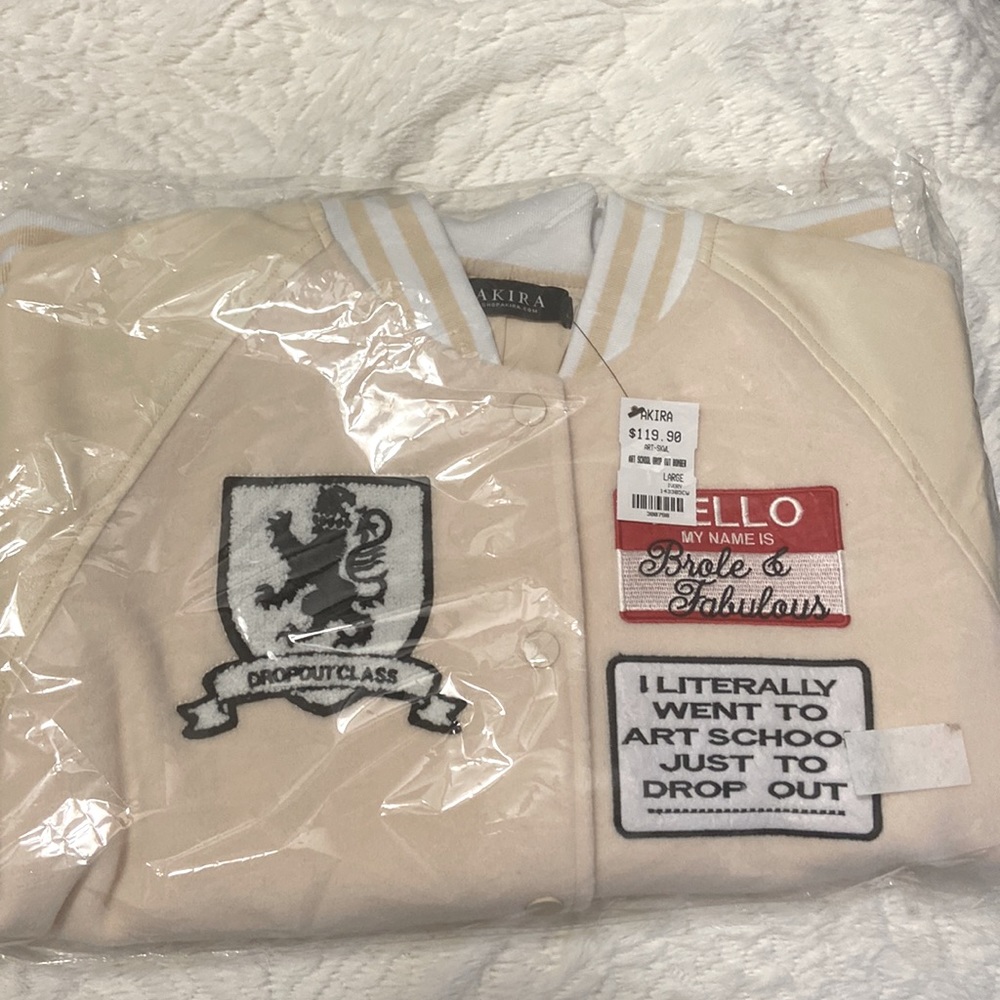 New still in original condition/bag which was mailed.